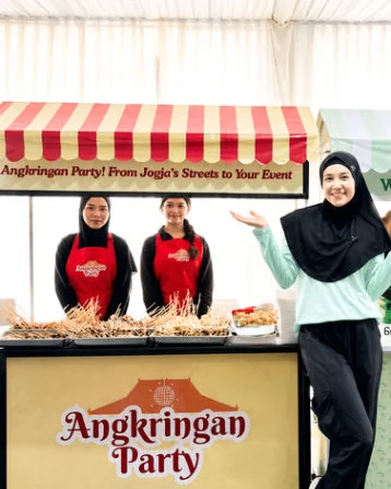 Dhini Aminarti